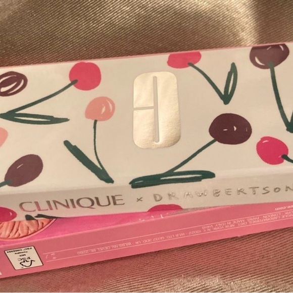 Clinique 🌟Limited Edition🌟Cheek Pop❣️On-The-Glow💫Trio Palette - Picture 2 of 4